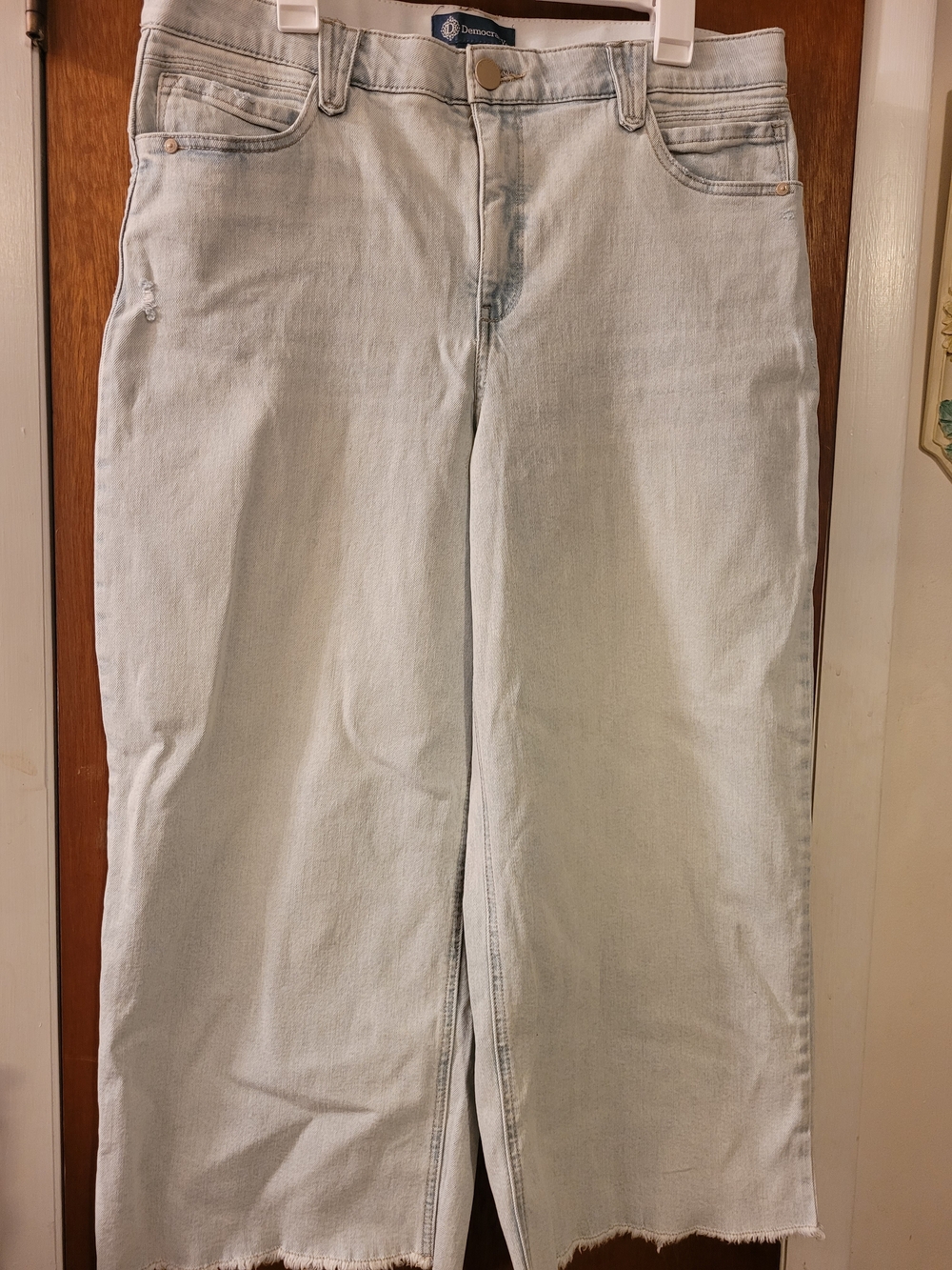 Democracy Light Wash Wide Leg Crop Jeans - Pale Blue